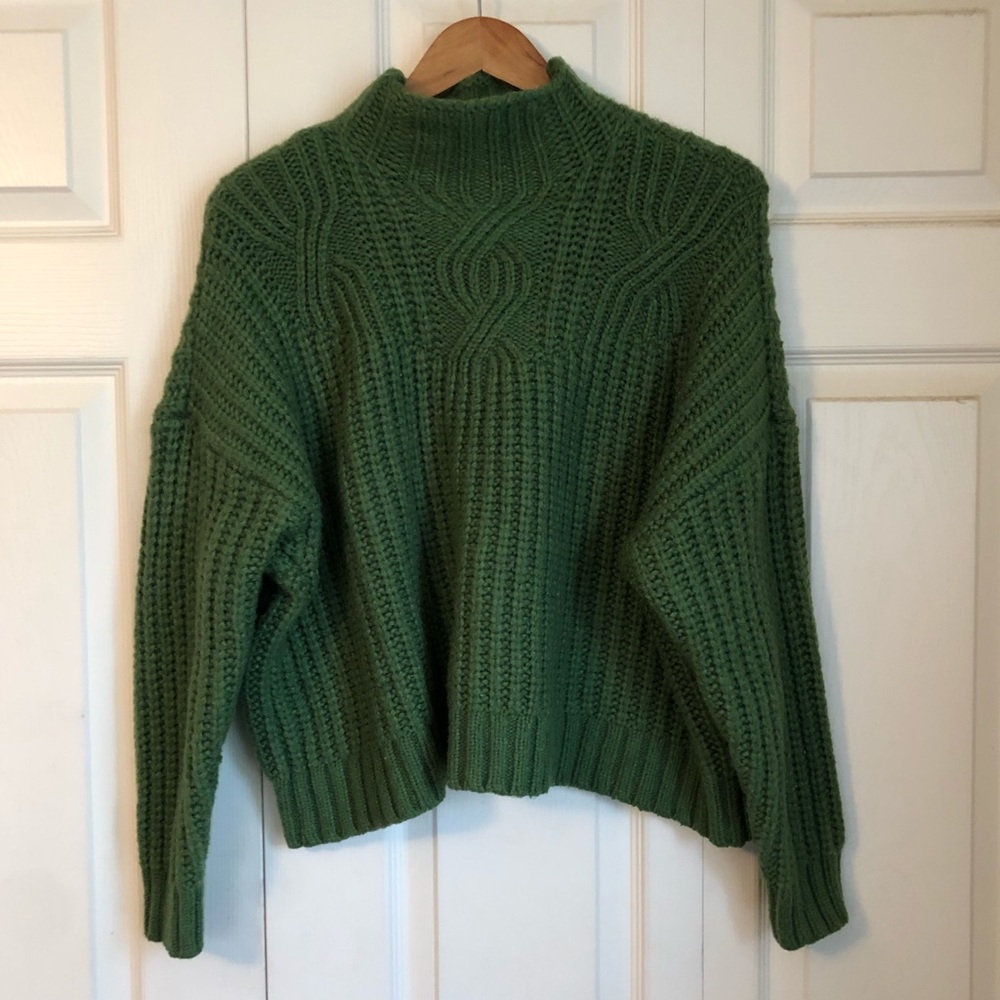 Aerie Knit Green Sweater